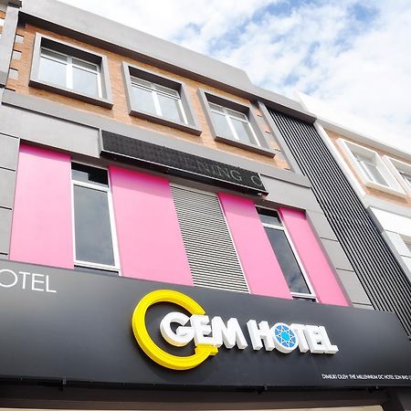 Gem Hotel Нусаджая Екстериор снимка
